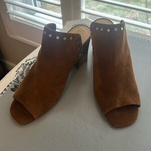 Marc Fisher Brown suede heels